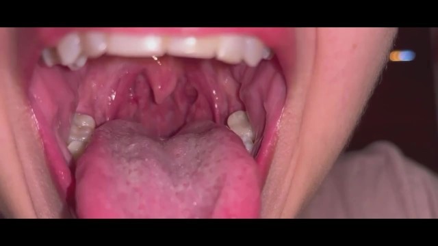 Giantess Pierina Goddess Mouth Fetish and Burping